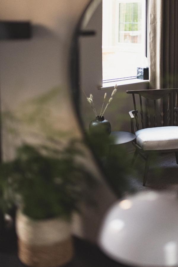باث Leighton House - Boutique Guesthouse المظهر الخارجي الصورة A ray tracer rendering of a room