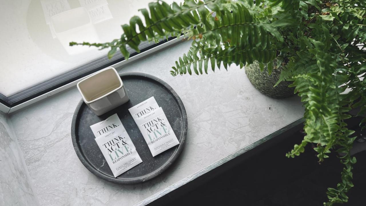 باث Leighton House - Boutique Guesthouse المظهر الخارجي الصورة Think Again
