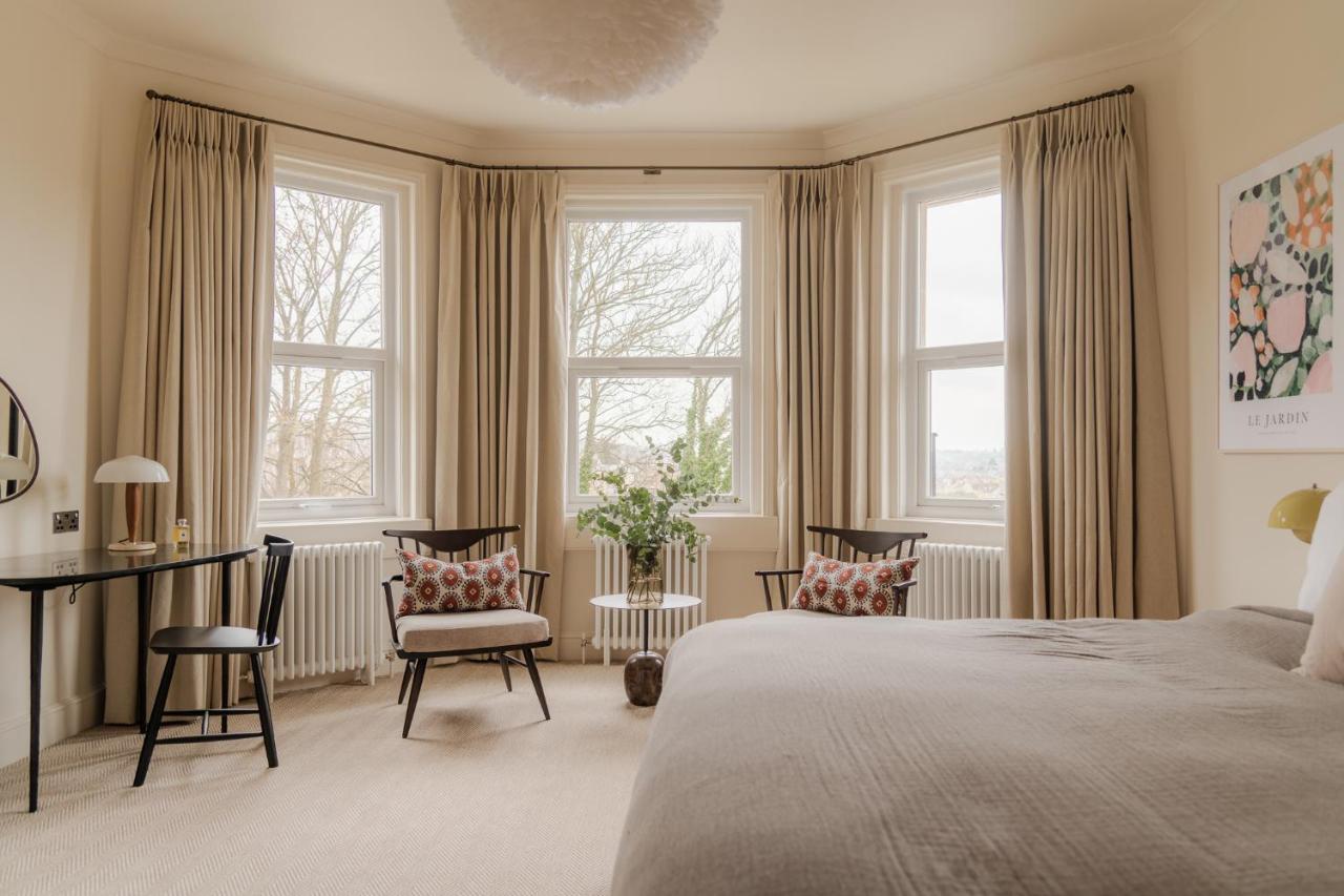 باث Leighton House - Boutique Guesthouse المظهر الخارجي الصورة A bedroom at the hotel